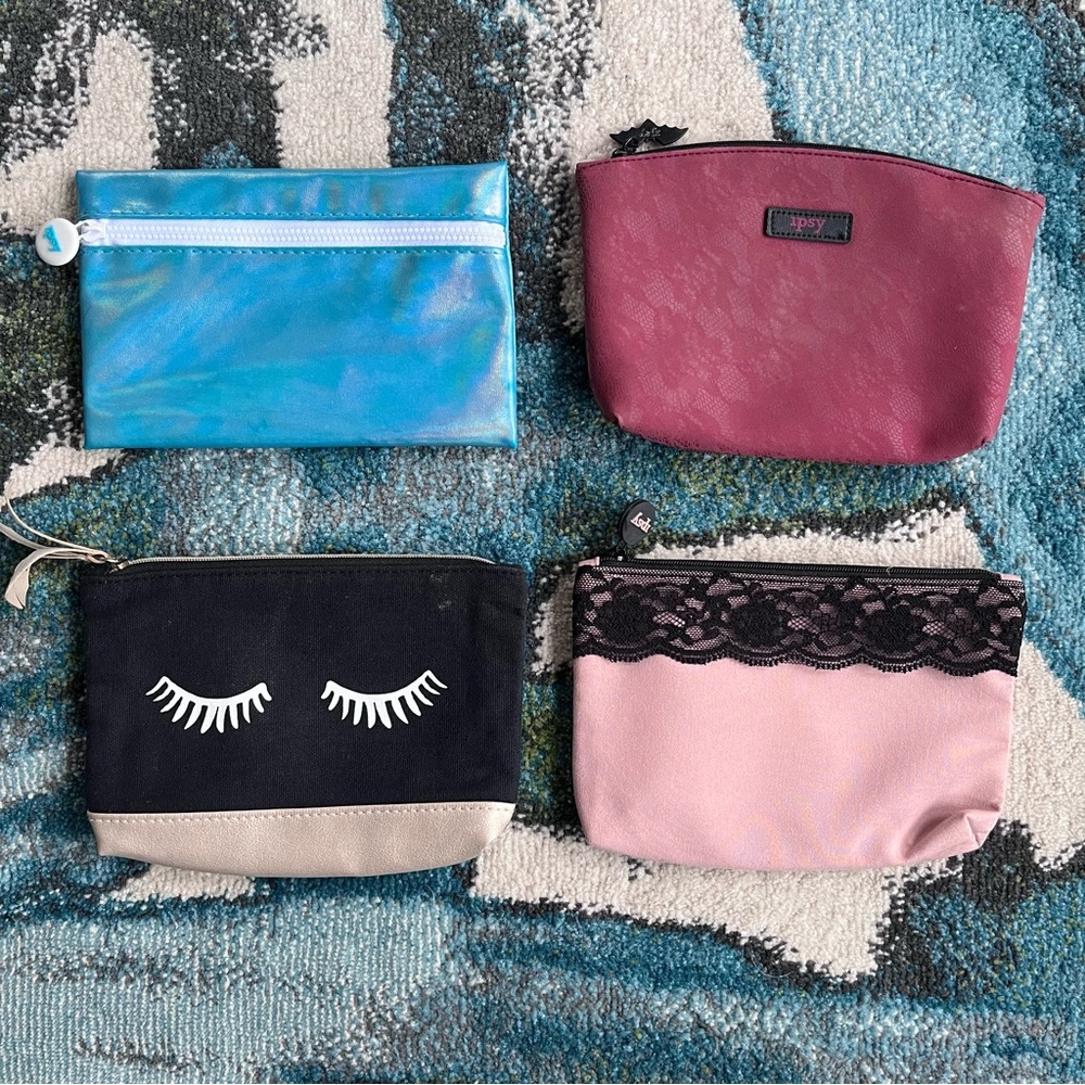 4 Ipsy cosmetic makeup bags